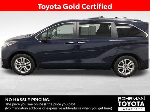 2022 Toyota Sienna XSE 7 Passenger