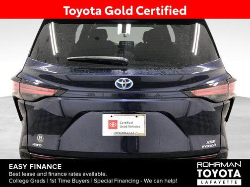 2022 Toyota Sienna XSE 7 Passenger