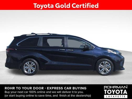 2022 Toyota Sienna XSE 7 Passenger
