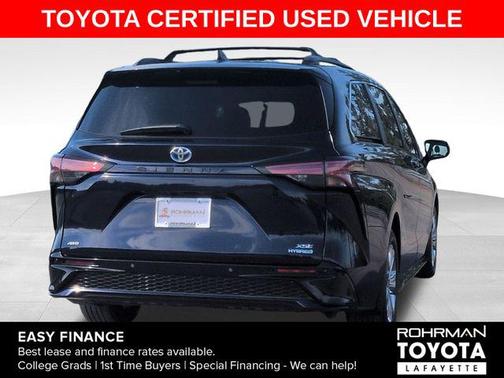 2022 Toyota Sienna XSE 7 Passenger
