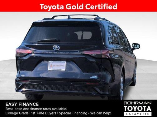 2022 Toyota Sienna XSE 7 Passenger
