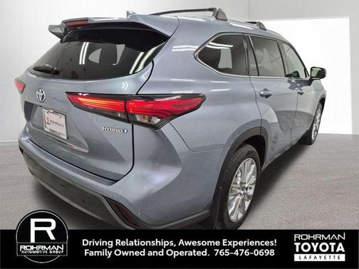 2022 Toyota Highlander Hybrid Limited