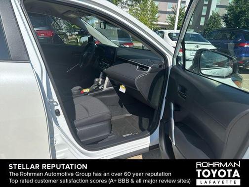 2025 Toyota Corolla Cross LE