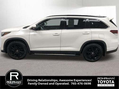 2019 Toyota Highlander SE