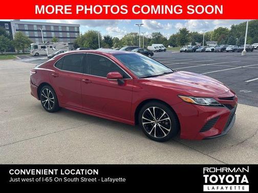 2020 Toyota Camry SE