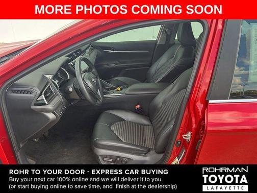 2020 Toyota Camry SE