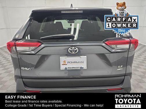 2022 Toyota RAV4 LE