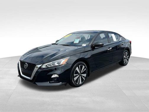 2022 Nissan Altima 2.5 SL