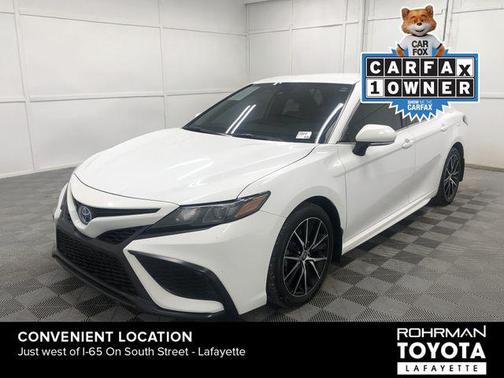 2023 Toyota Camry SE