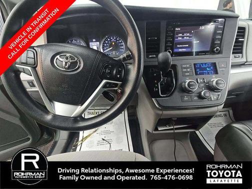 Alumina Jade Metallic 2018 Toyota Sienna LE