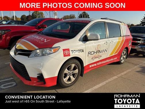 2020 Toyota Sienna LE