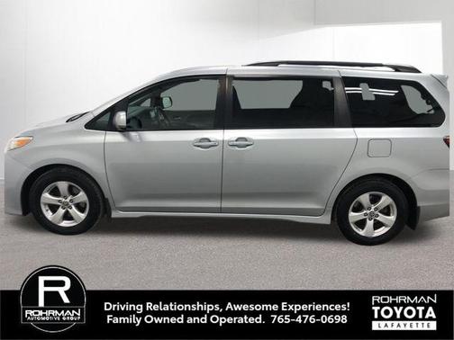 2020 Toyota Sienna LE