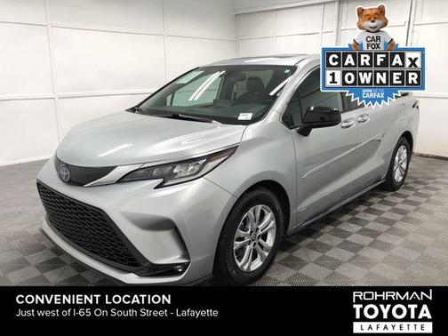 2021 Toyota Sienna XSE 7 Passenger