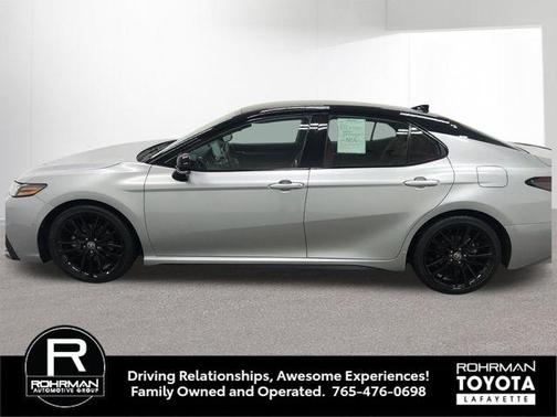 Celestial Silver Metallic/Midnight Black Metallic 2022 Toyota Camry XSE