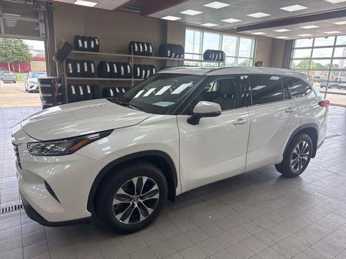 2020 Toyota Highlander XLE