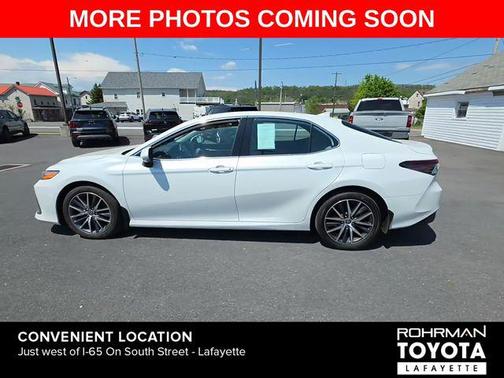 Wind Chill Pearl 2024 Toyota Camry XLE