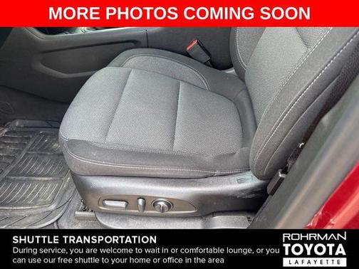 Cherry Red Tintcoat 2022 Chevrolet Traverse LT Cloth