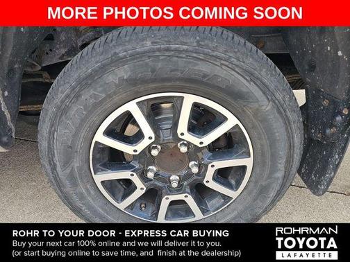 Silver Sky Metallic 2017 Toyota Tundra SR5