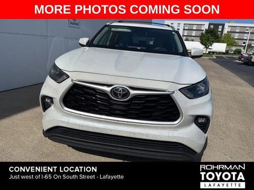 Wind Chill Pearl 2022 Toyota Highlander XLE