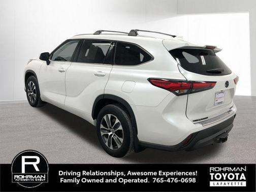 Wind Chill Pearl 2022 Toyota Highlander XLE
