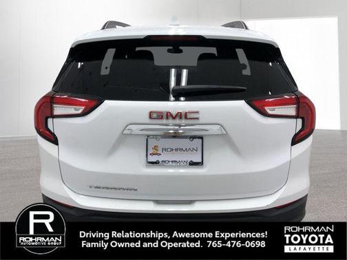 Summit White 2024 GMC Terrain SLE