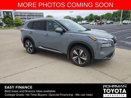 2022 Nissan Rogue SL