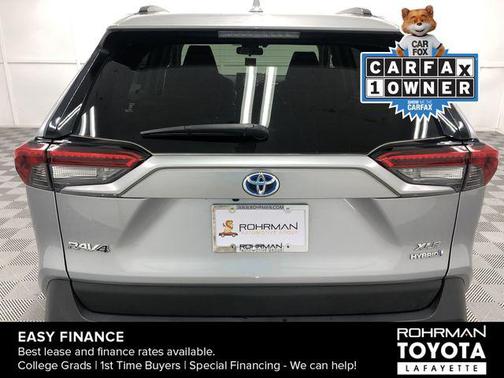 2022 Toyota RAV4 Hybrid XLE