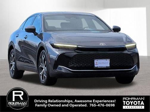Magnetic Gray Metallic 2024 Toyota Crown Limited