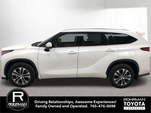 Blizzard Pearl 2021 Toyota Highlander XLE
