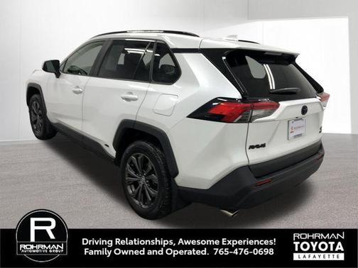 2023 Toyota RAV4 Hybrid XLE Premium