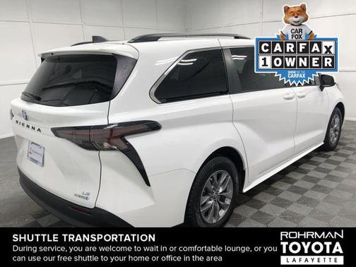 2023 Toyota Sienna LE