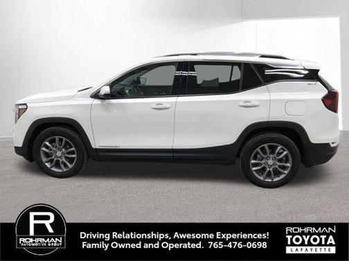 Summit White 2023 GMC Terrain SLT