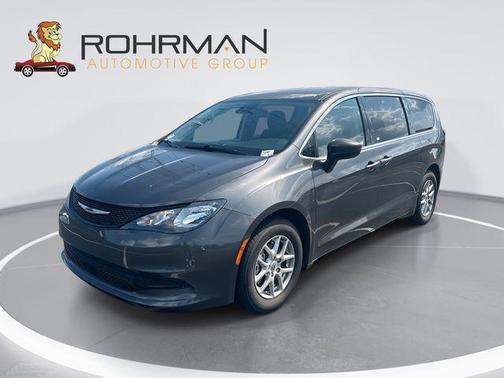 2023 Chrysler Voyager LX