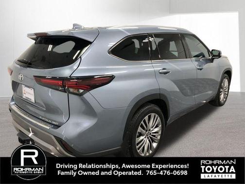 2024 Toyota Highlander Platinum