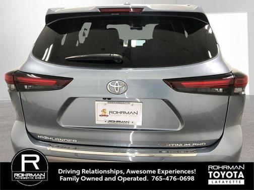 2024 Toyota Highlander Platinum