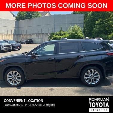 Midnight Black Metallic 2023 Toyota Highlander Limited