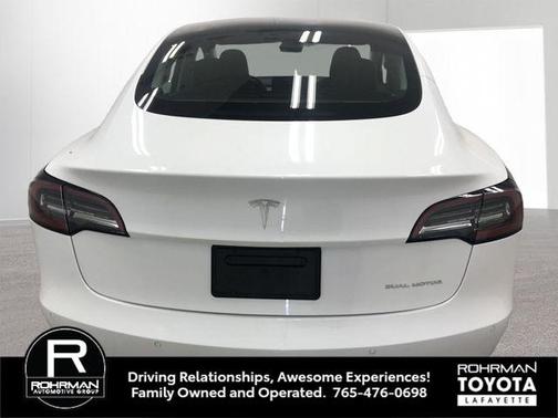 Pearl White Multi-Coat 2022 Tesla Model 3 Long Range