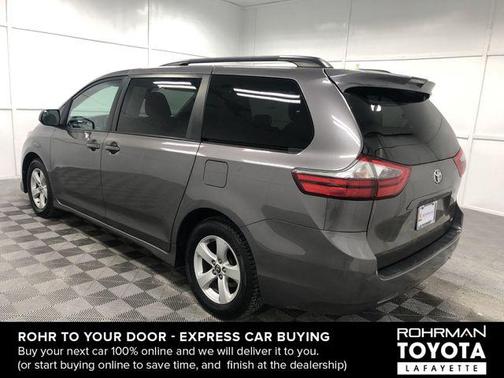 2020 Toyota Sienna LE
