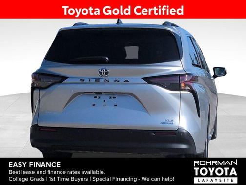 2024 Toyota Sienna XLE