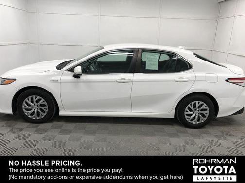 2019 Toyota Camry Hybrid LE