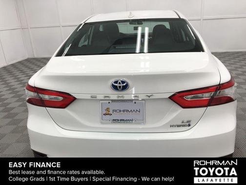 2019 Toyota Camry Hybrid LE