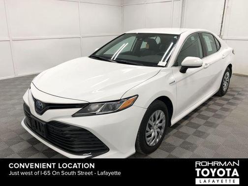 2019 Toyota Camry Hybrid LE