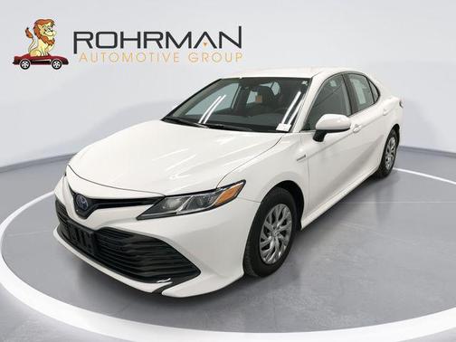 2019 Toyota Camry Hybrid LE