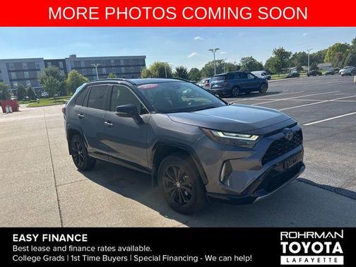 2022 Toyota RAV4 Hybrid SE