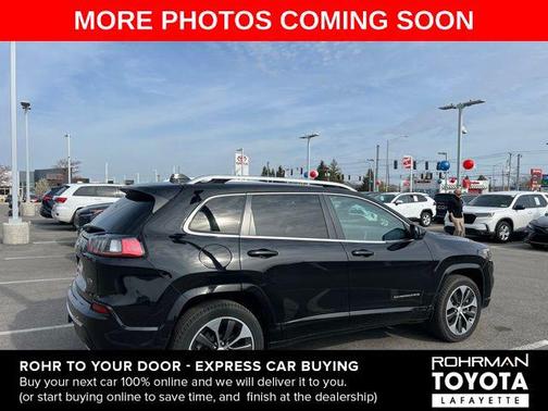 Diamond Black Crystal Pearlcoat 2020 Jeep Cherokee Overland