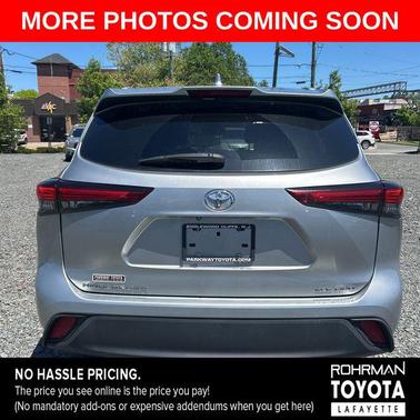 Celestial Silver Metallic 2023 Toyota Highlander XLE