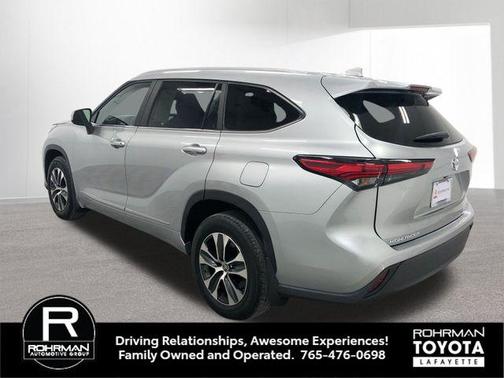 Celestial Silver Metallic 2023 Toyota Highlander XLE
