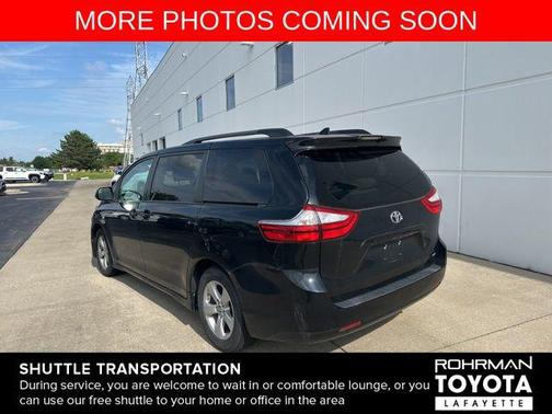 2019 Toyota Sienna LE