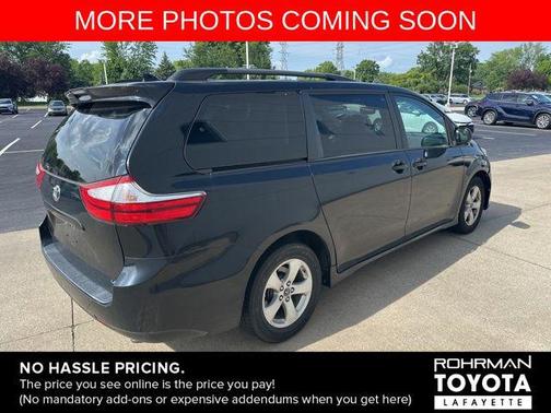 2019 Toyota Sienna LE