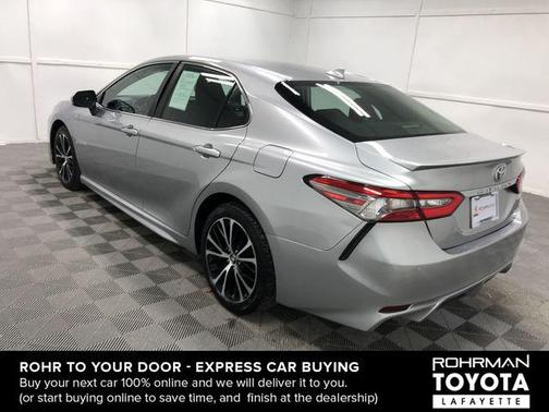 2019 Toyota Camry SE